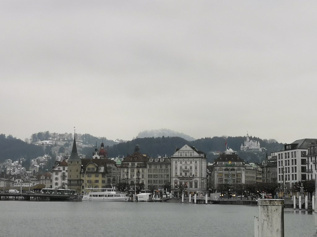 Vue quai de Lucerne