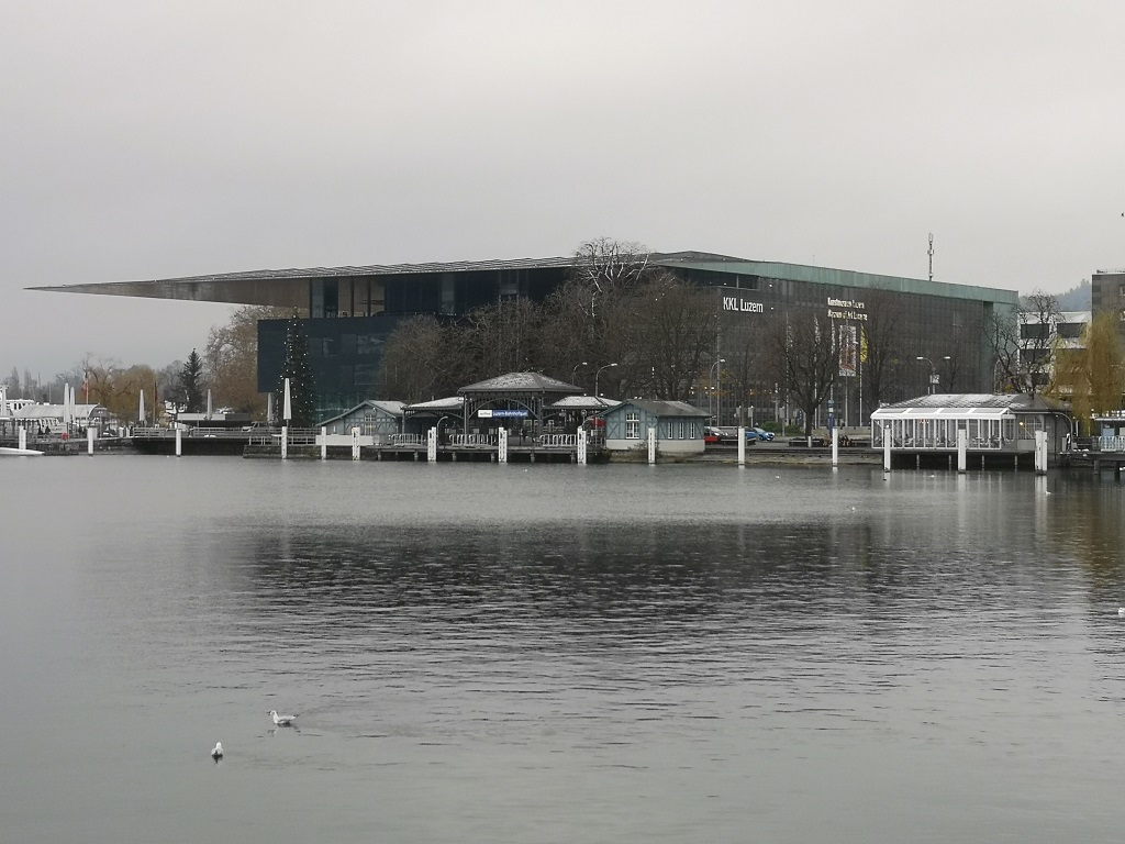 Palais de la culture et des congrès de Lucerne 3