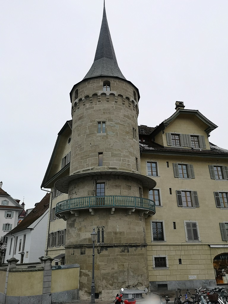 Tour médiévale centre le Lucerne